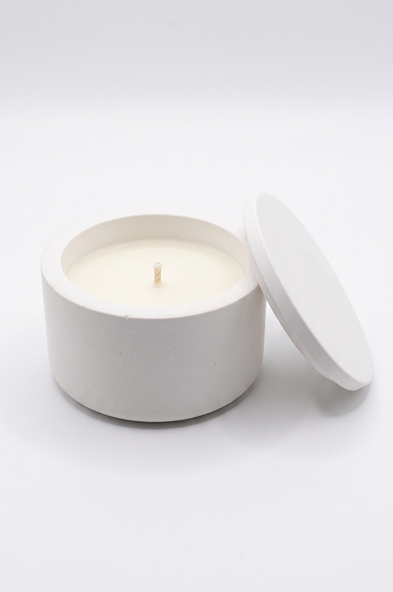 Vela Angel ambientada con decoración